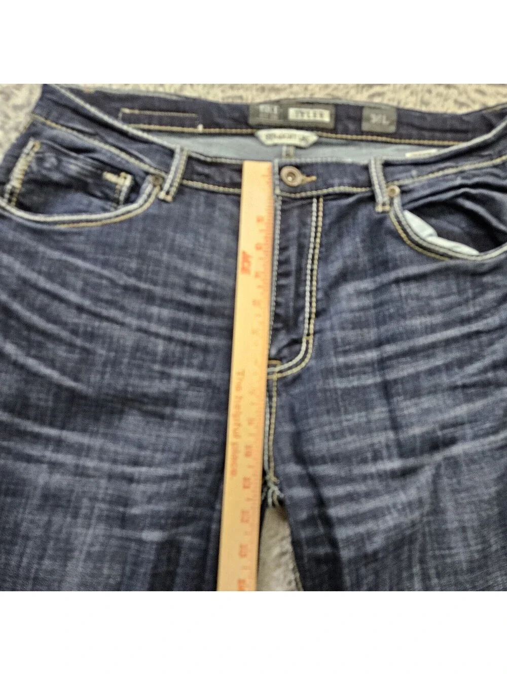 BKE TYLER Jeans Men Straight Leg 36L (Fits 36x34) Whiskering Fades Stretch Denim